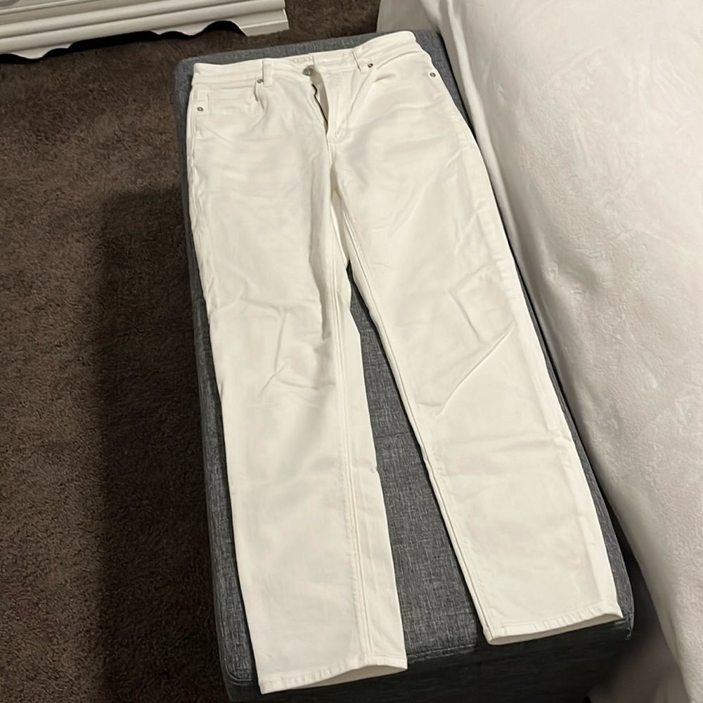 American Eagle Mom Jeans - White